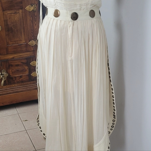 Free People Laurence Bras Table Skirt w/studs and grommets - Picture 4 of 5